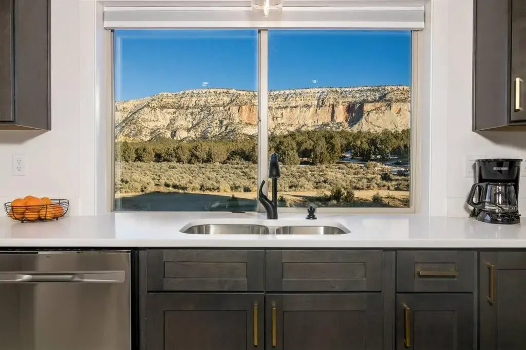 Painted Cliffs