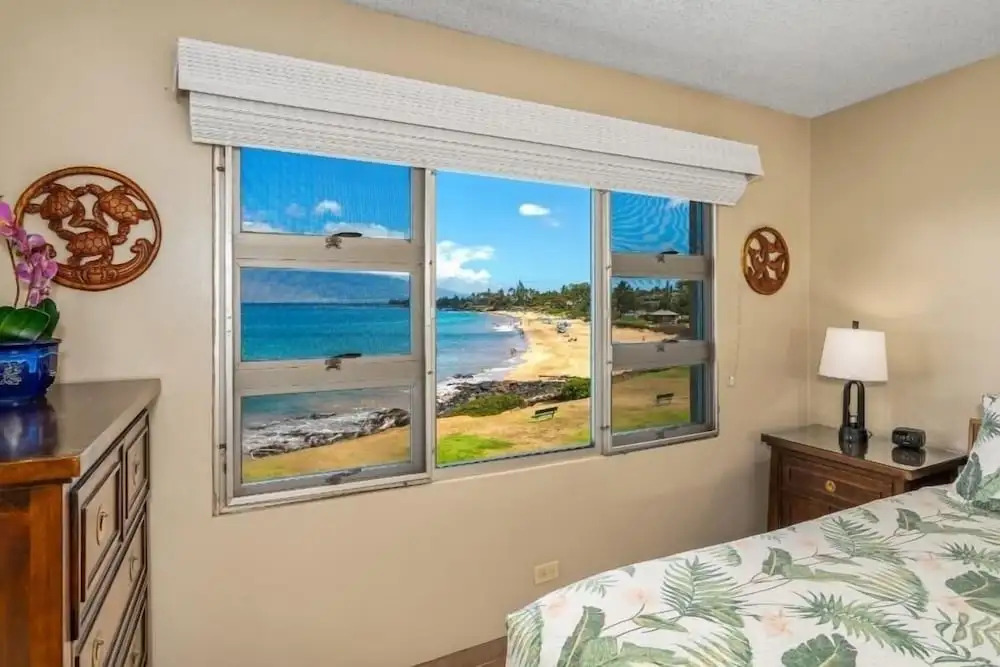 Royal Mauian, #307 2 Bedroom Condo by RedAwning