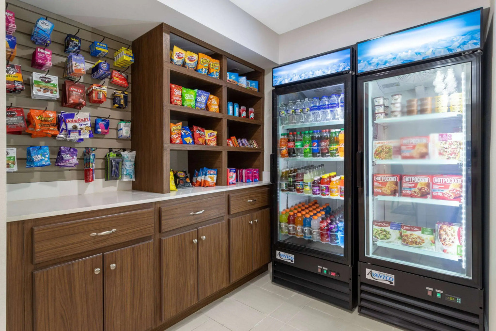 La Quinta Inn & Suites by Wyndham Augusta Fort Eisenhower