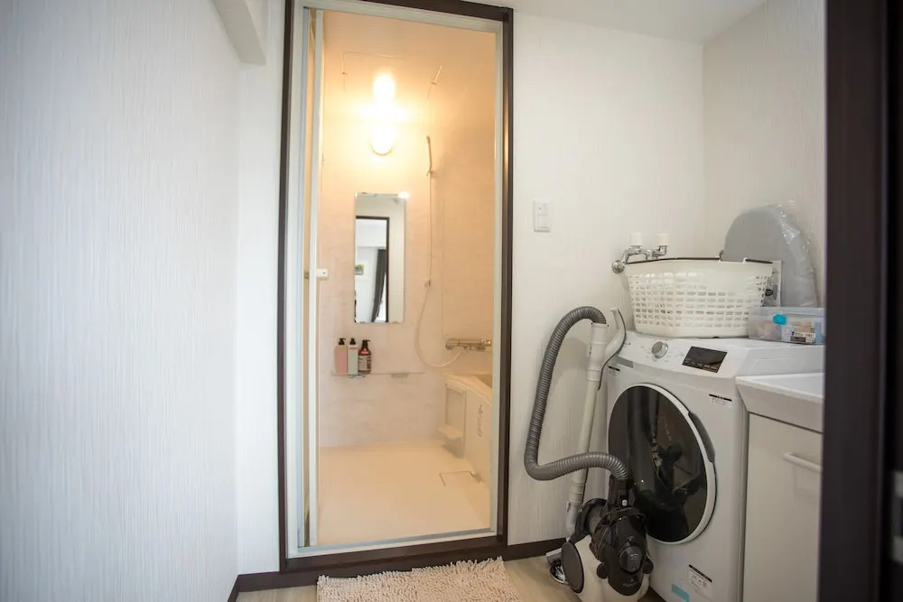 HDO Frontier 24 - Superior Apartment 801