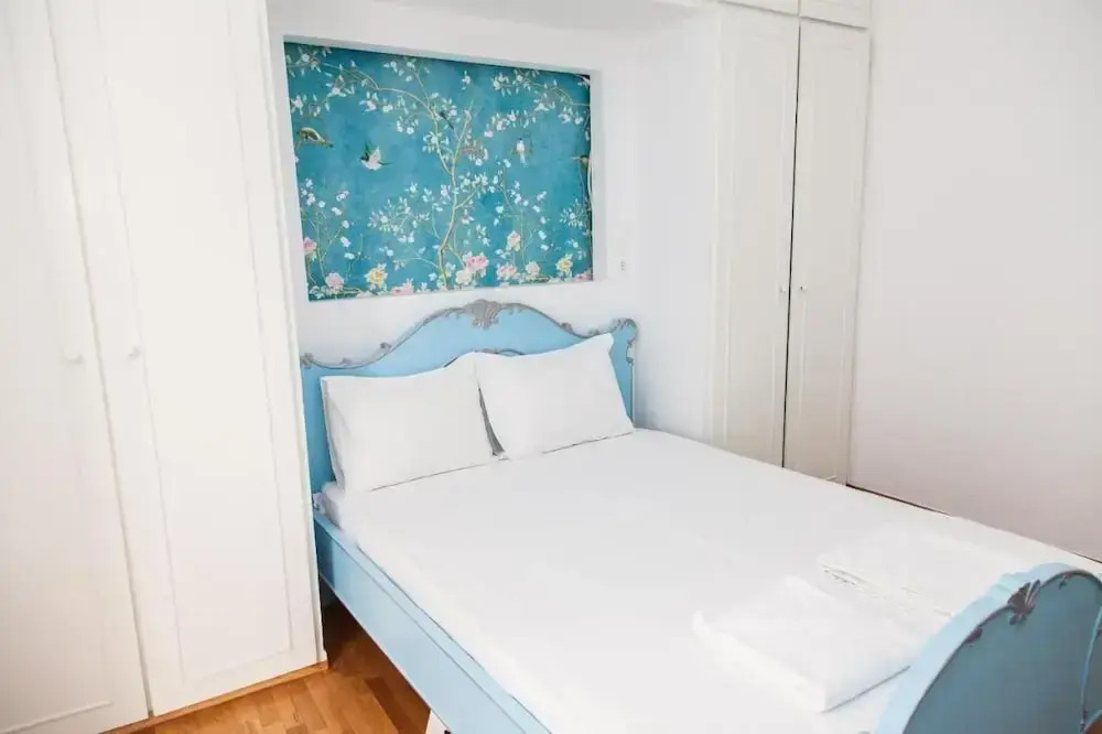Charming Apartment in Pagkrati-GTD95602