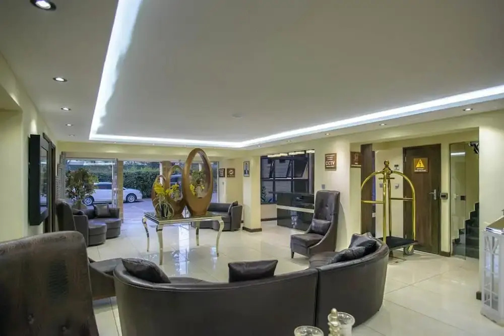 Have a Marvelous Stay at the Landmark Suites