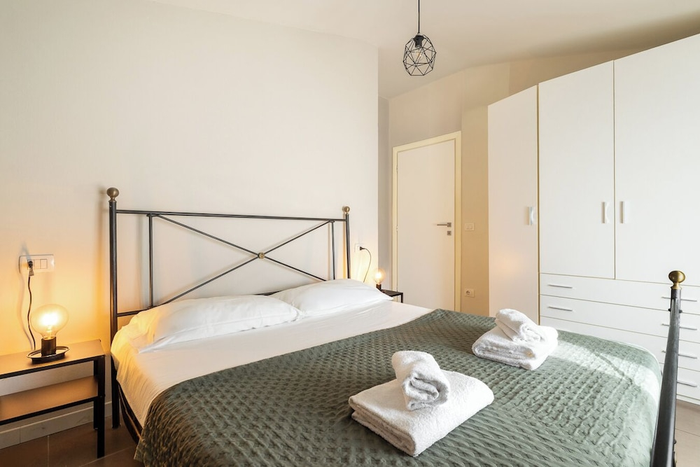 Desenzano Uptown Suites by Wonderful Italy