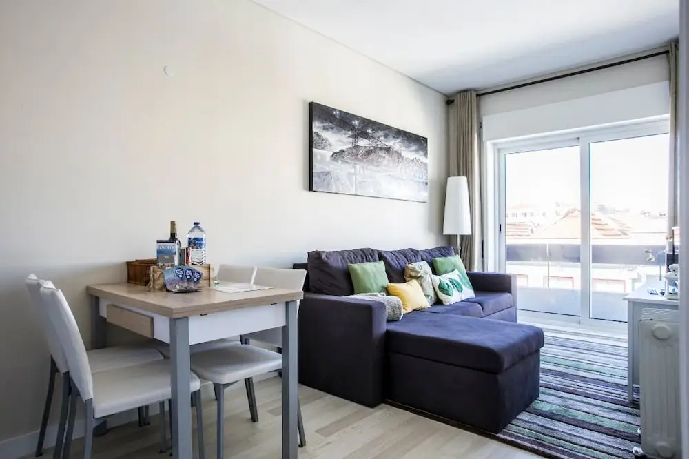 Tripas-Coração,Luxury Corner Apartments in Santa Catarina, Balcony & City Views