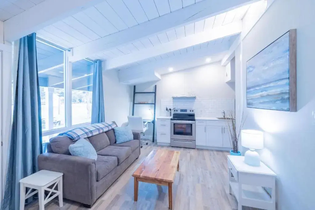 Boutique Suite #3