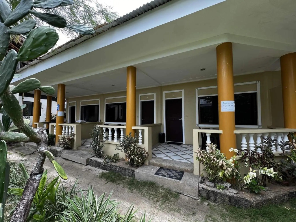 Oro Beach Resort