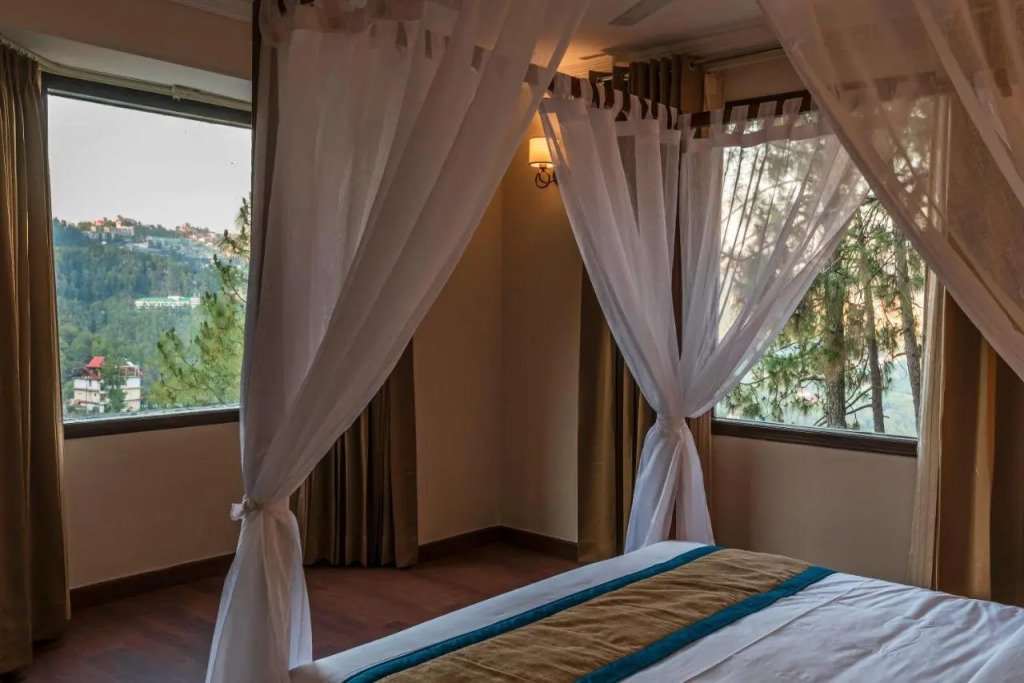 8fold by Larisa, Shimla