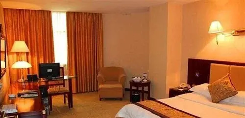B-energy Hotel - Yichun