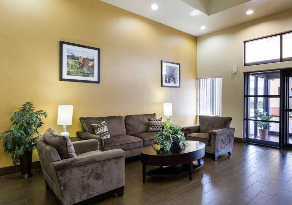 Quality Suites Houston NW Cy-Fair