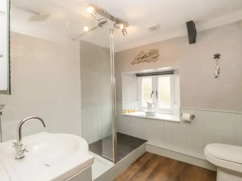 1 Belle Vue Cottage