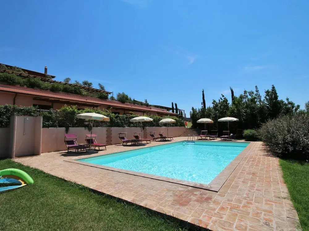 Exotic Farmhouse in Montalto di Castro near Sea