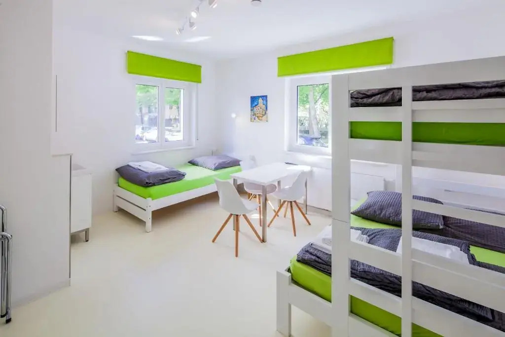 SecondHome Esslingen - Very nice and modern holiday apartment, Olgastr 20