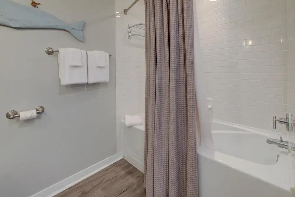 Elation 5722 - flr7 - 1BR 1BA - (4)
