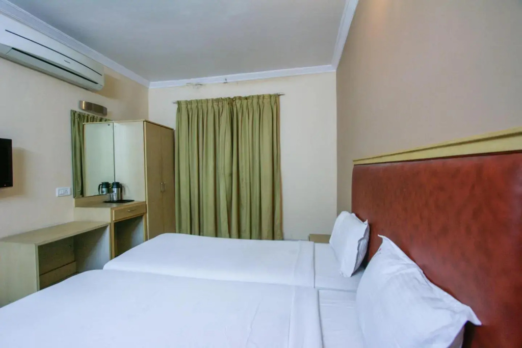Hotel Samco