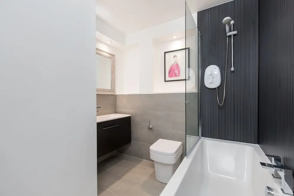 415 Huntingdon Place Apartment