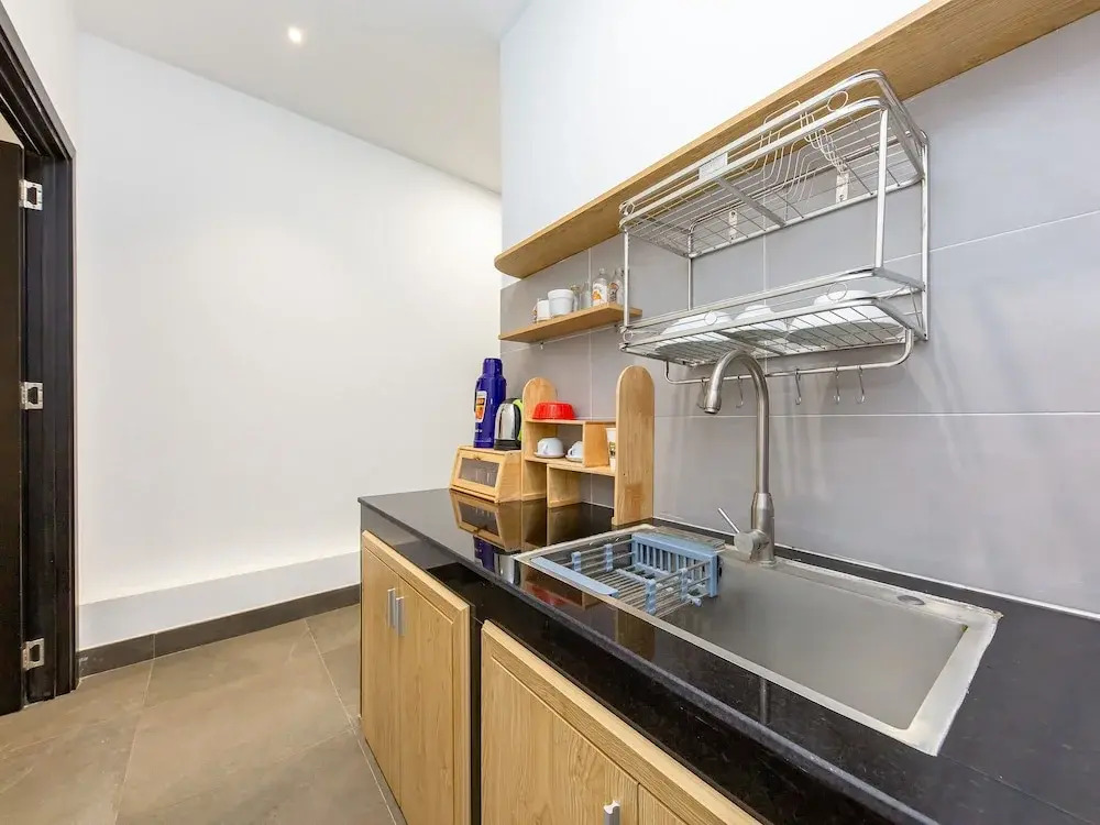 OYO 428 QA Hotel