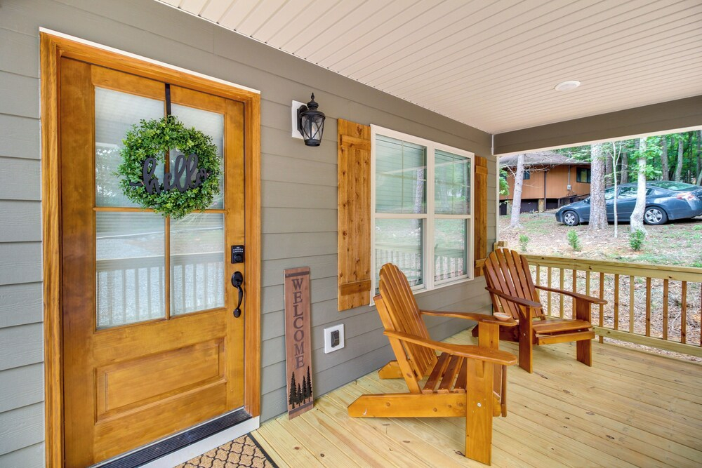 Ellijay Retreat w/ Access to Community Pools!
