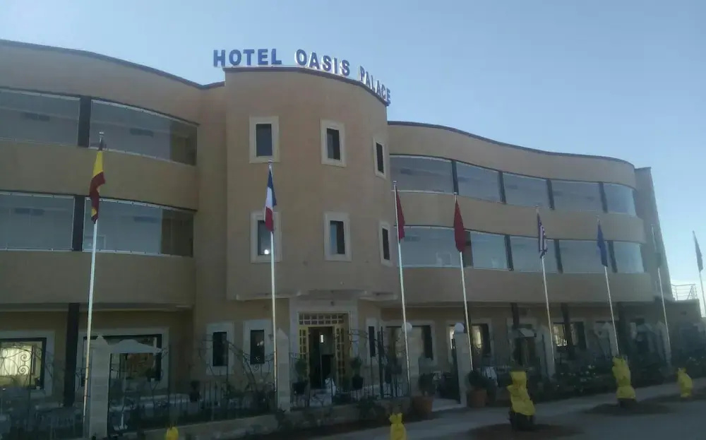Hotel Oasis Palace