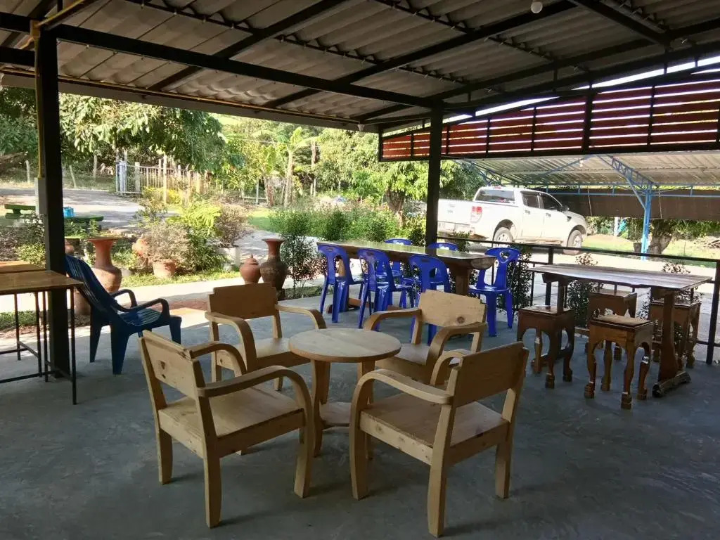 Ban Suan Sukjai Mae Sariang