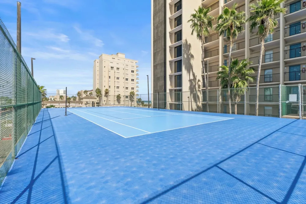 2BR Gulf-view Resort Condo: Suntide III - Unit 607