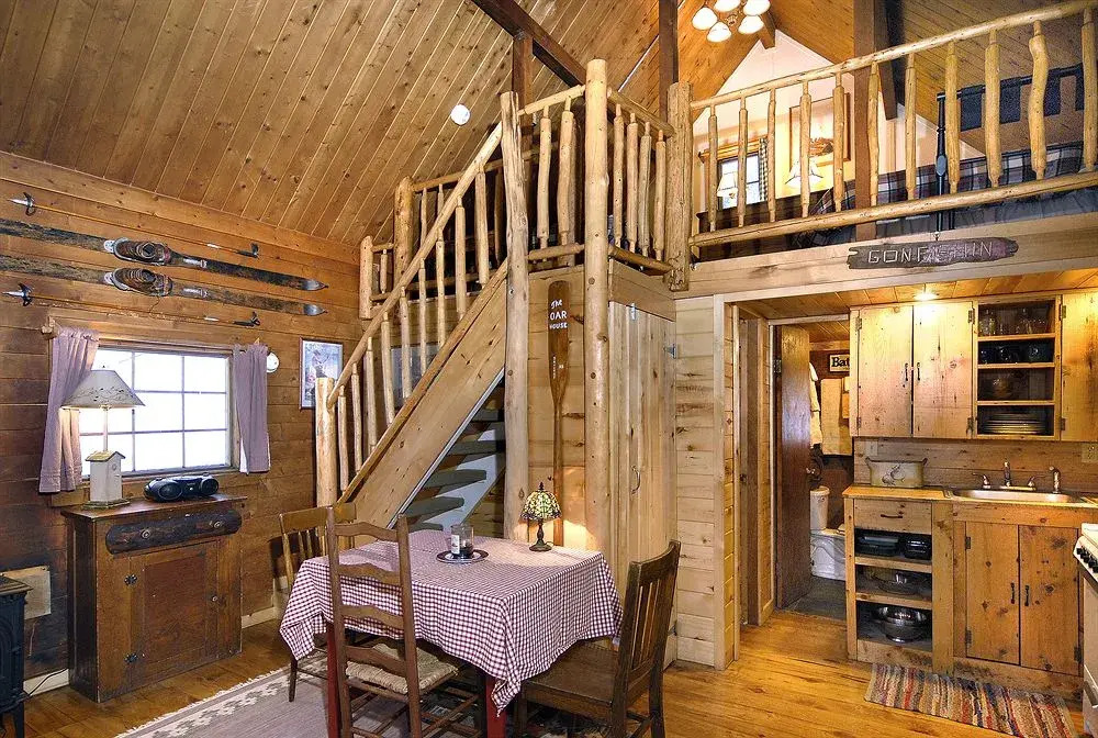 Pioneer Guest Cabins