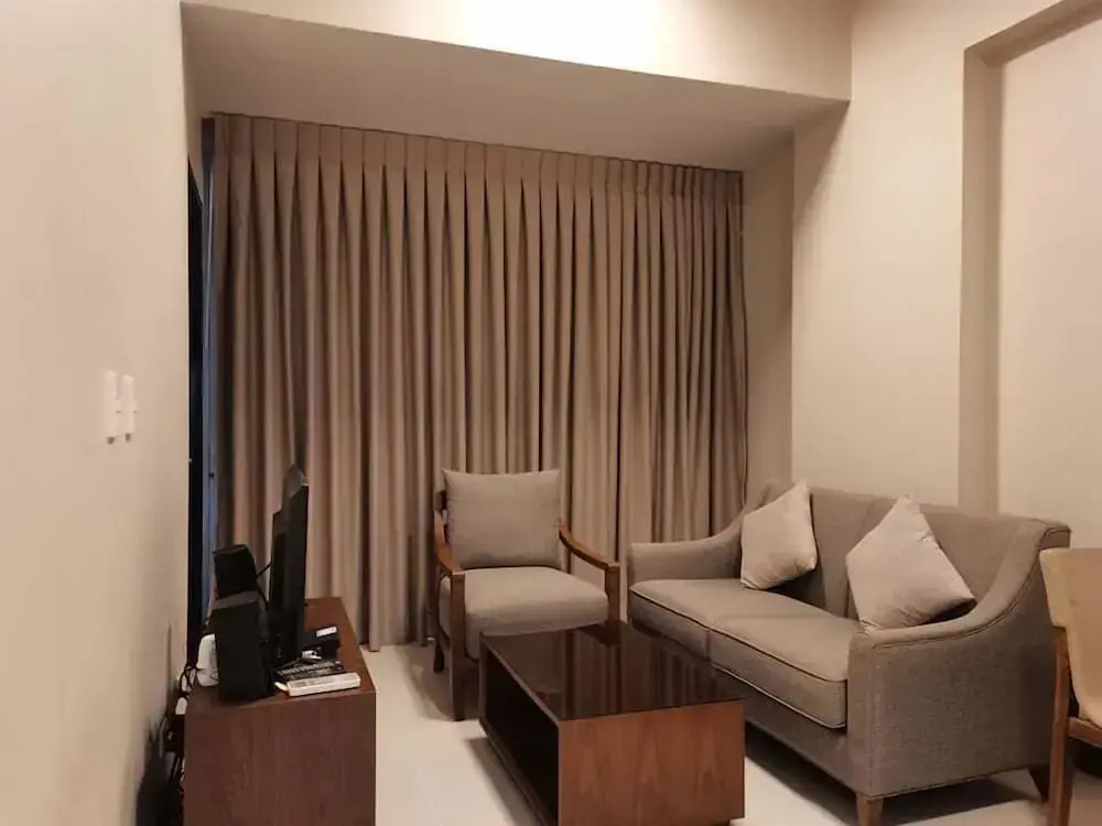 8 Newtown Boulevard by Hiverooms