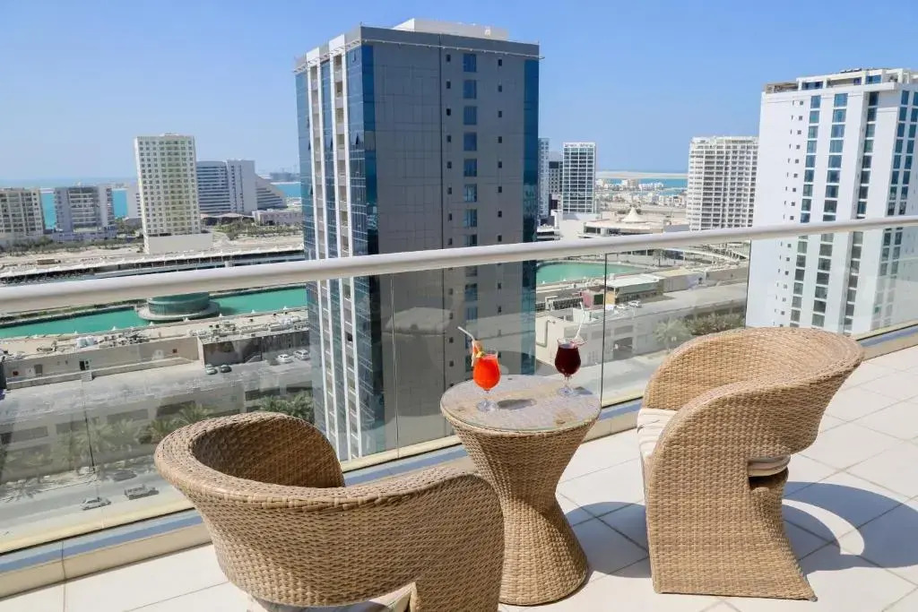 Gulf Suites Hotel Amwaj