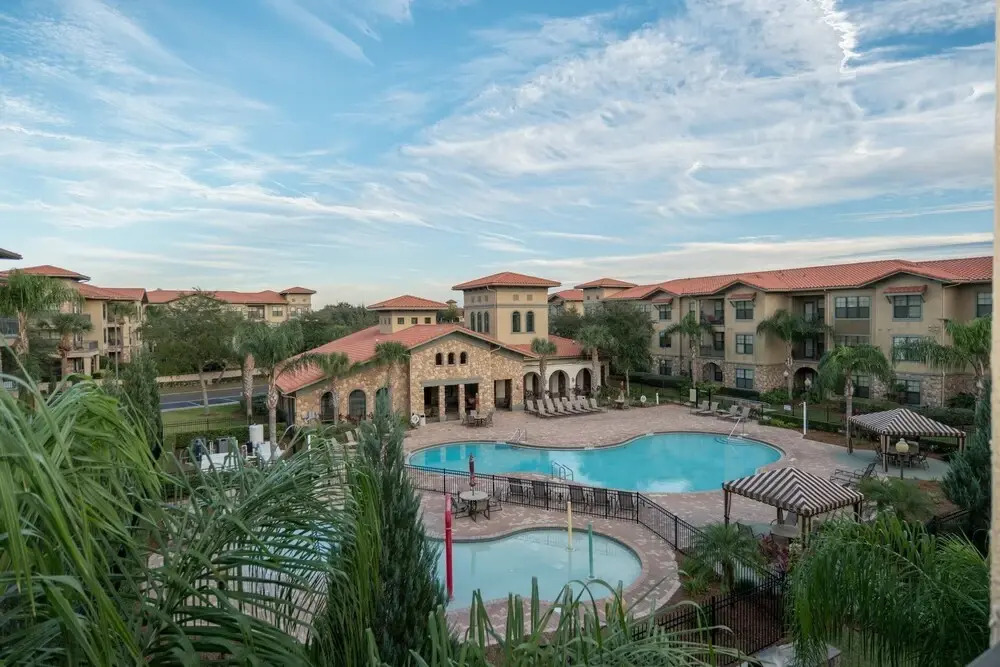 BP621CP Bella Piazza - Three Bedroom Condo