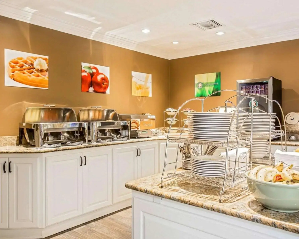 Quality Suites Atlanta Buckhead Village North