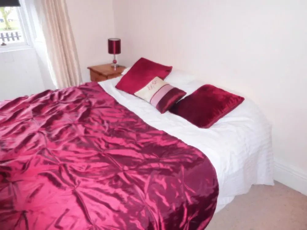 The Grapes Hotel