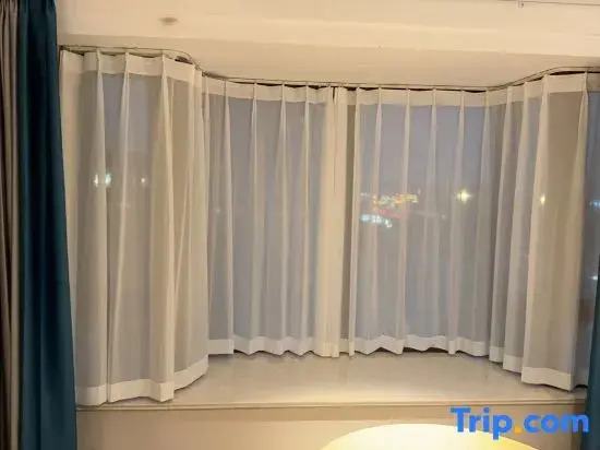 Ruibo·Cloud Hotel of Home Inn (Huaian Hexia Ancient Town Wanda Plaza Branch)