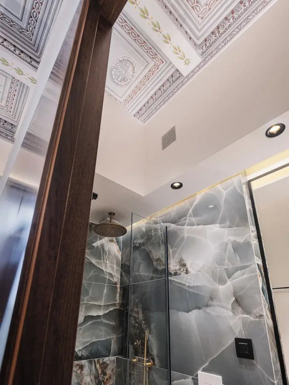 Bouquet Luxury Rooms Walk to Beach & Chania Old Town