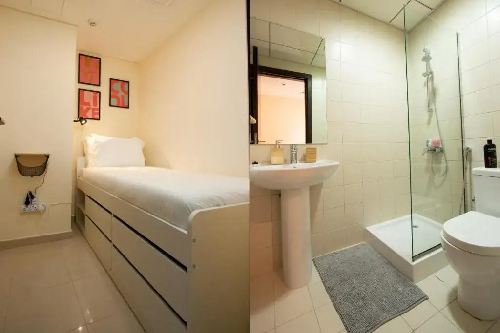 Quintessential Quarters - Breathtaking 29th Floor Views