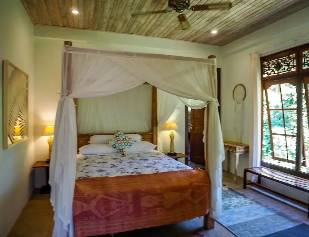 Devi's Place Tejakula