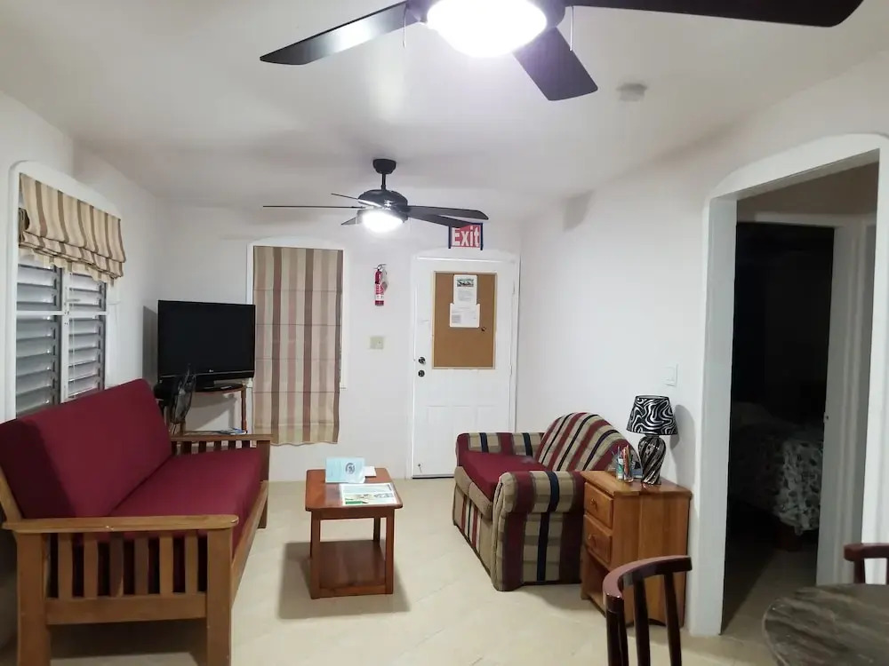 Canuck Cottage Two Bedroom House