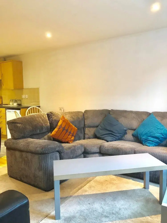 Liverpool City Centre Apartment