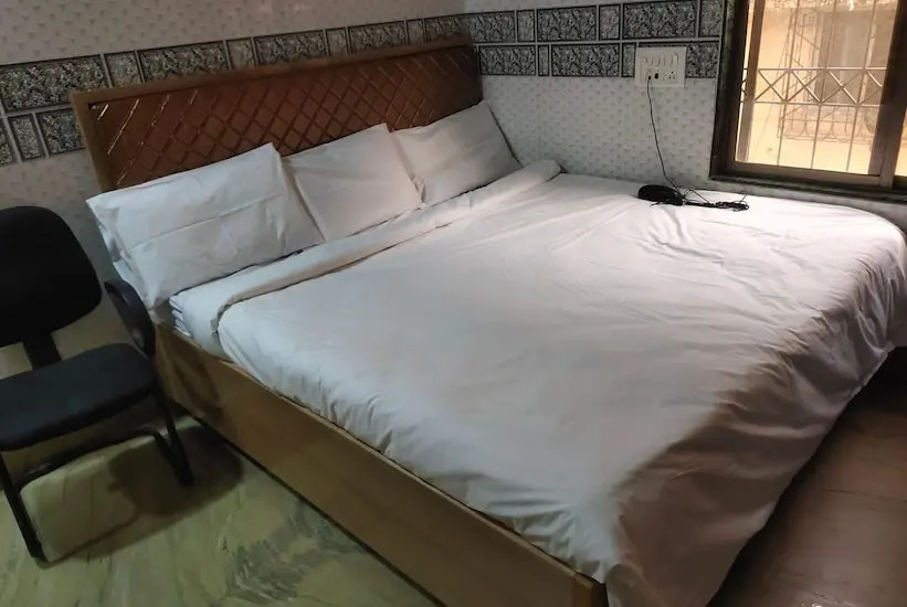 Hotel Sai Shradha