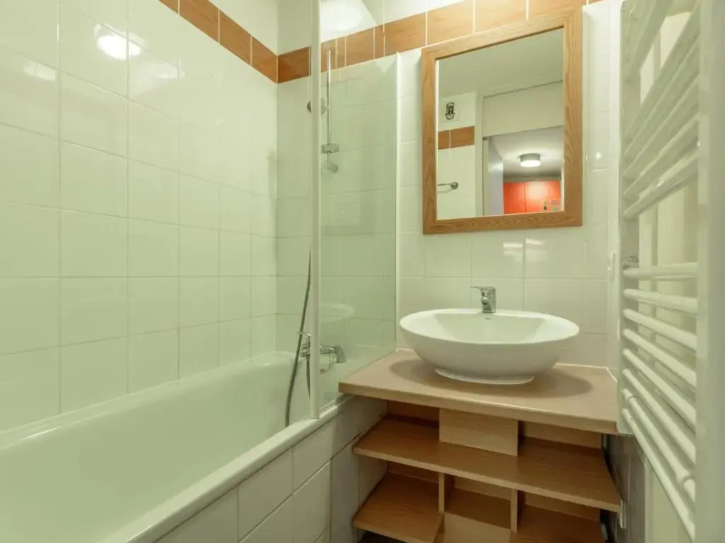 Appartement La Plagne-Tarentaise, 1 pièce, 4 personnes - FR-1-351-150