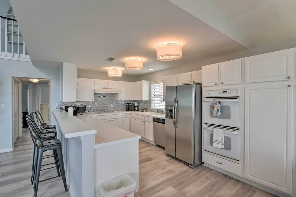 Oceanfront Galveston Home - Walk to Beach!