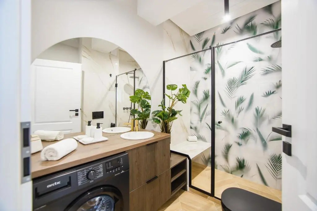 Exquisite Experience at EAS Residence