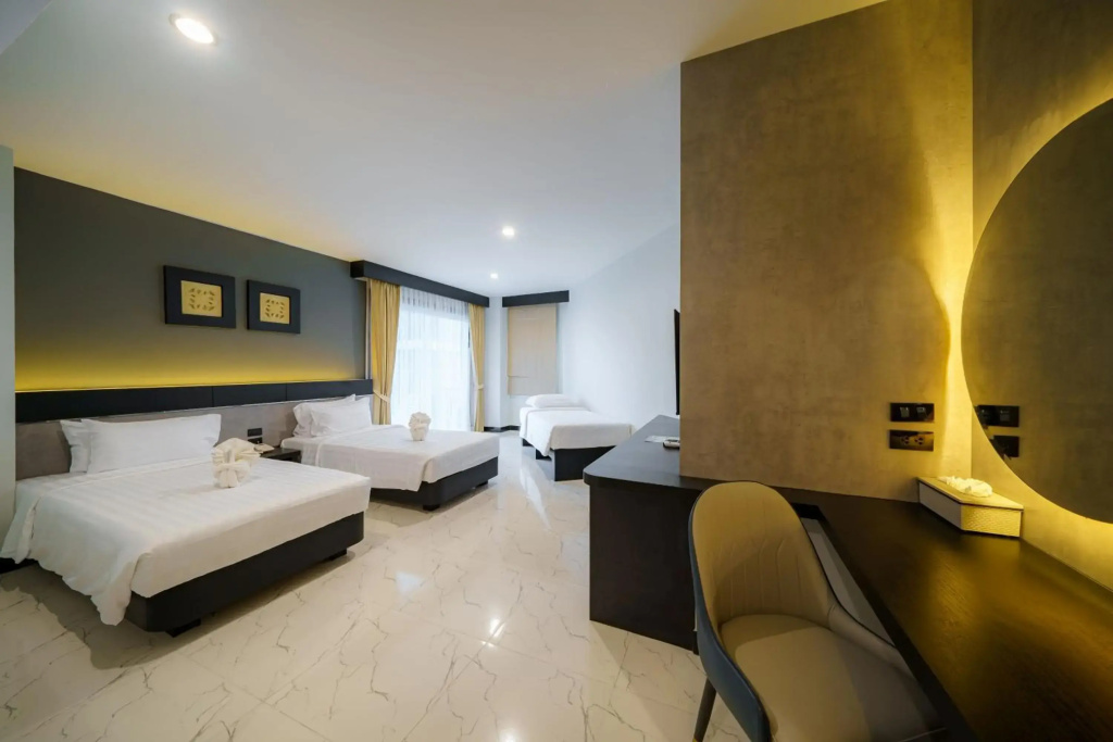 Курортный отель Lhc Hotel And Resort