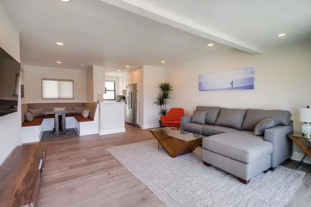 Boomer 2 condo