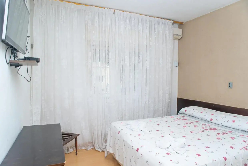 Hotel Py