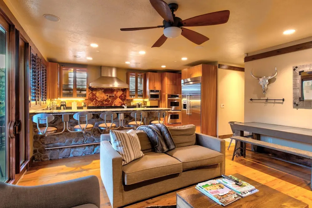 Lux Mountain Lodge - Walking Distance To Main St
