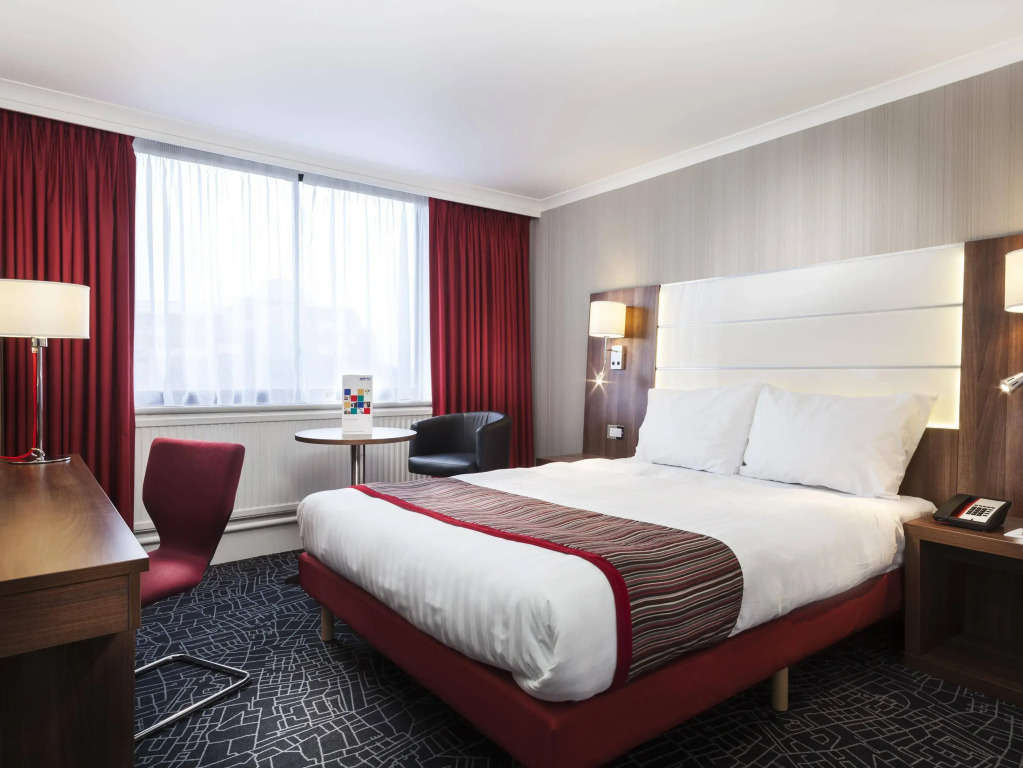 Mercure Telford Centre Hotel