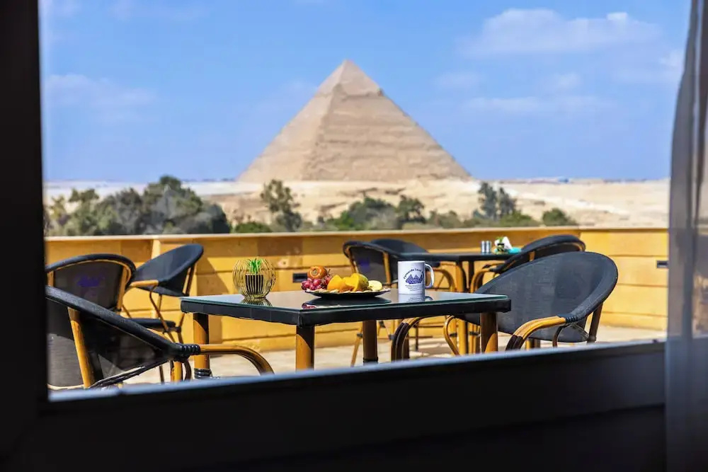 Number One Pyramids Hotel