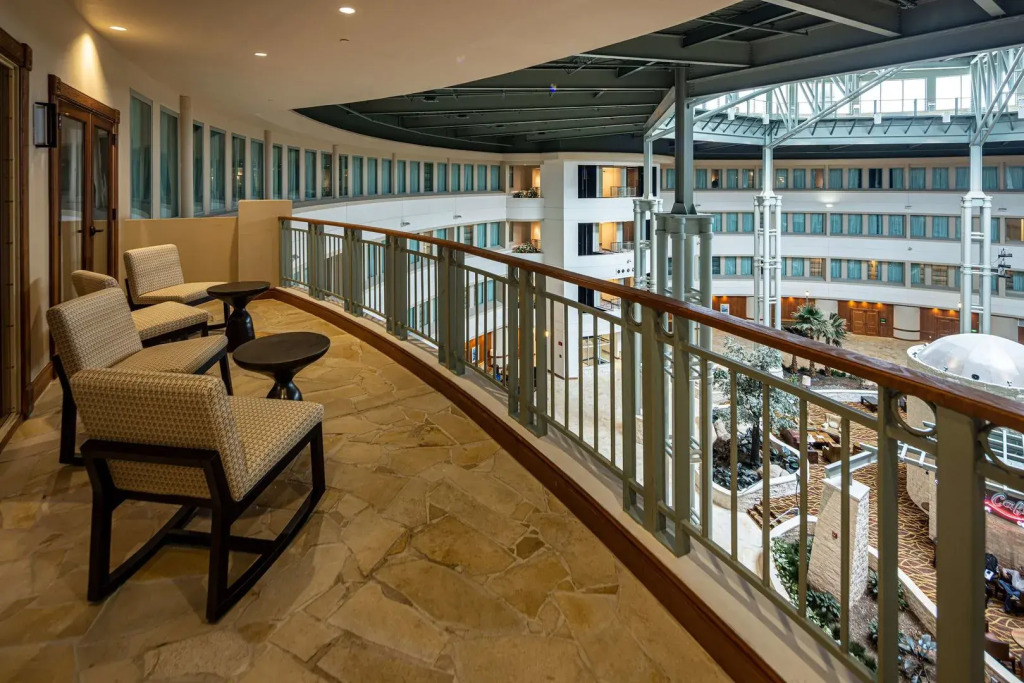 Hilton Austin Airport