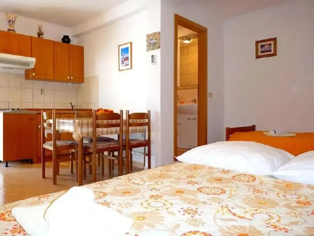 Joško - 70 m From Beach - SA1