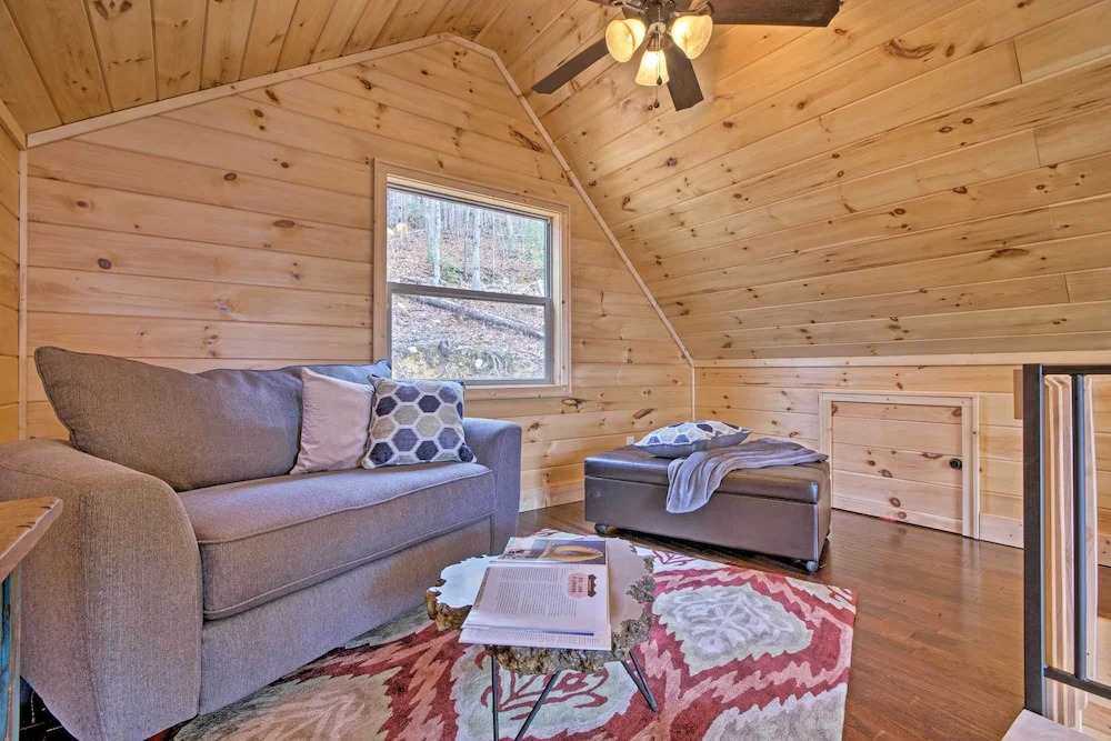 Hot Tub & Views: Charming Bryson City Cabin!