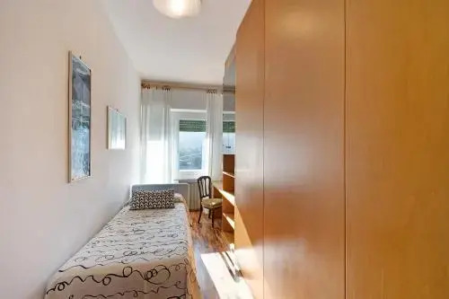 Flat 3 Bedrooms 1 Bathroom - Alassio
